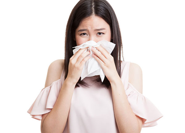 Làm như thế nào để khắc phục tình trạng chảy mũi do cảm cúm