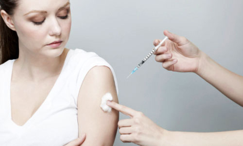Thầy thuốc lưu ý những điều cần biết khi tiêm vắc xin ngừa cúm trong thai kỳ